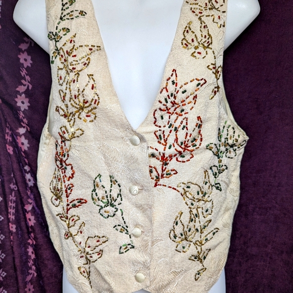 Vintage "avant garde"beaded vest perfect condition! - Picture 1 of 5